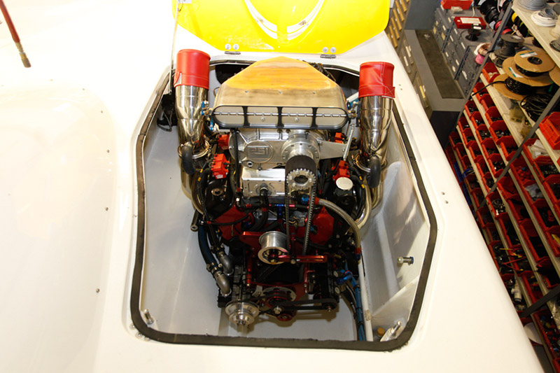 Offshore powerboat project by Marine Performance